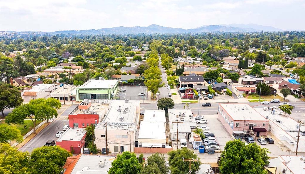 1068 N. ALLEN AVE., PASADENA, California 