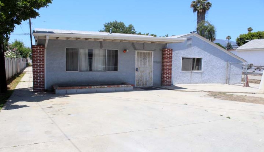 15001 PADDOCK ST., SYLMAR, California 