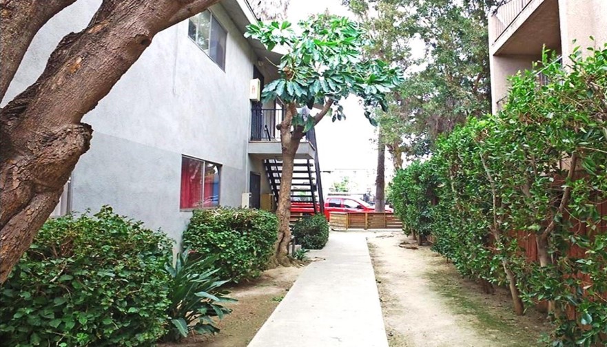 254 W. TUJUNGA AVE, BURBANK, California 