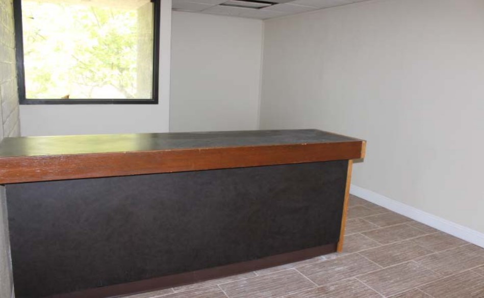 455  E. Artesia Blvd, Long Beach, California 