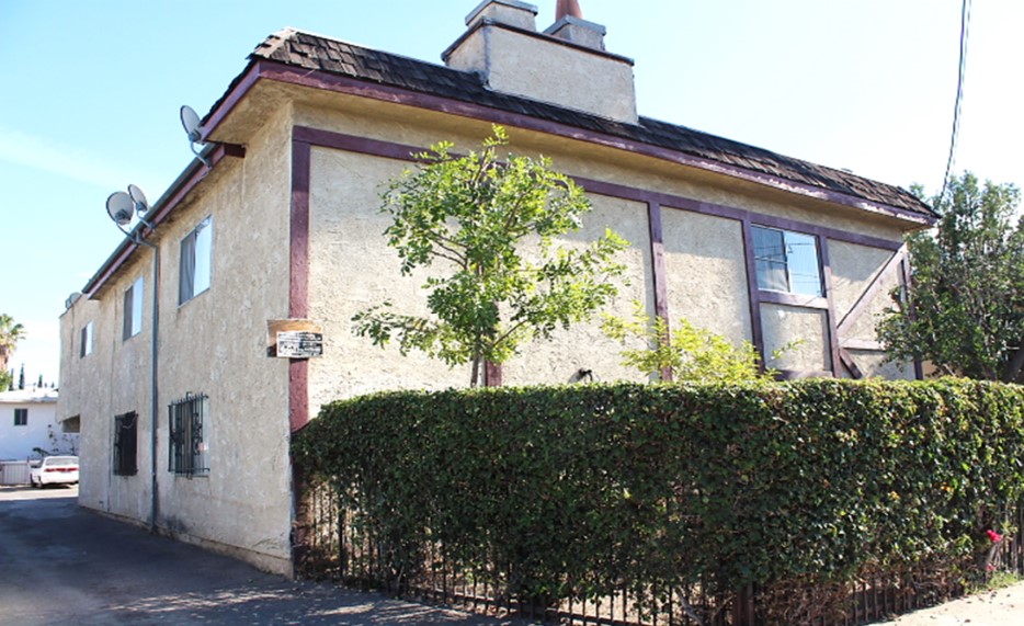 6928 LAUREL CANYON BOULEVARD, NORTH HOLLYWOOD, California 