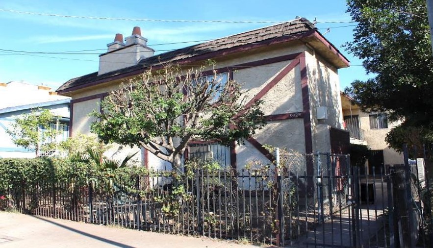 6928 LAUREL CANYON BOULEVARD, NORTH HOLLYWOOD, California 