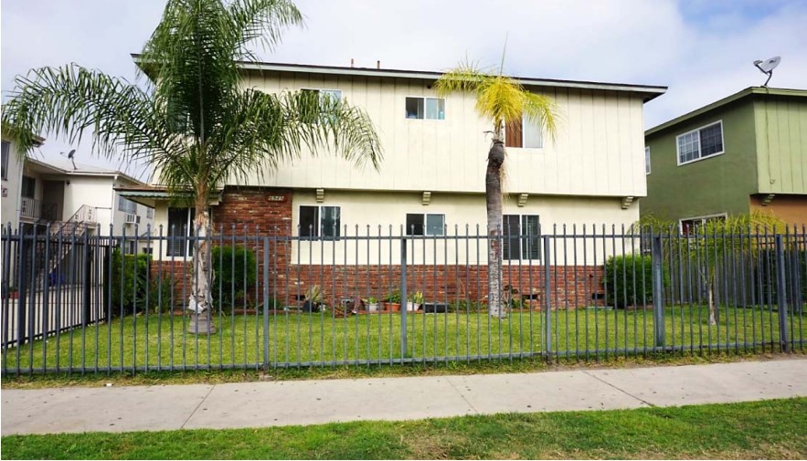 6949 FULTON AVE, NORTH HOLLYWOOD, California 