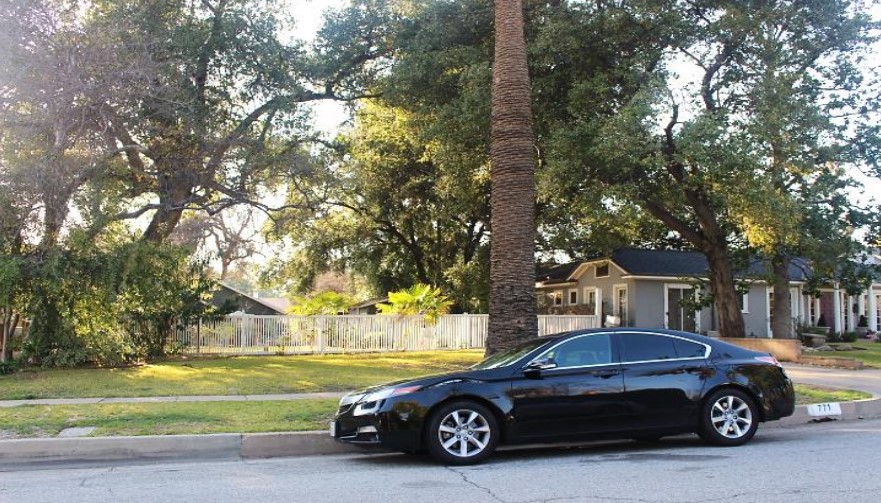 771 N HOLLISTON AVE., PASADENA, California 