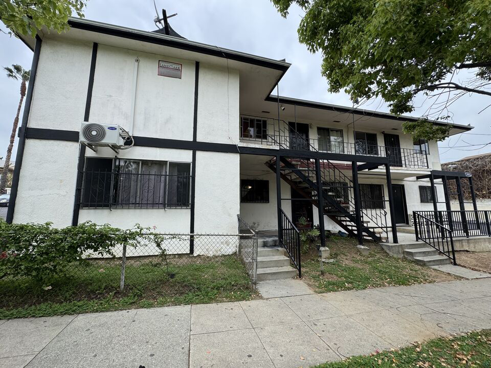 3005 E 8th St, Los Angeles, California 90023