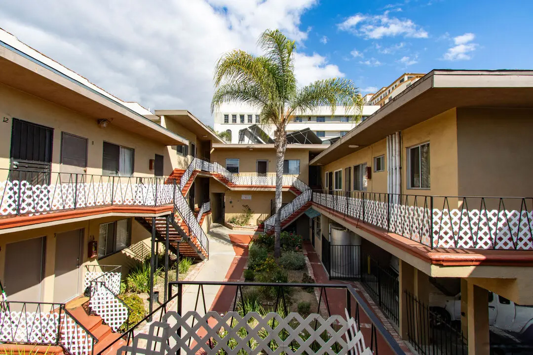 627 Coronado Terrace, Los Angeles, California 90026