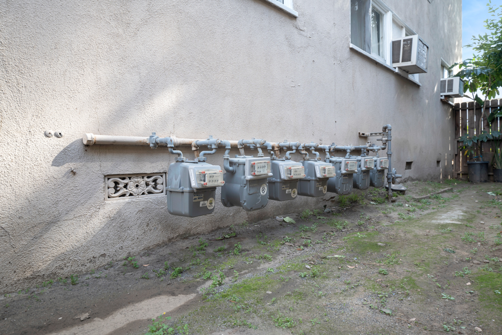 13617 Leadwell St, Van Nuys, California 91405