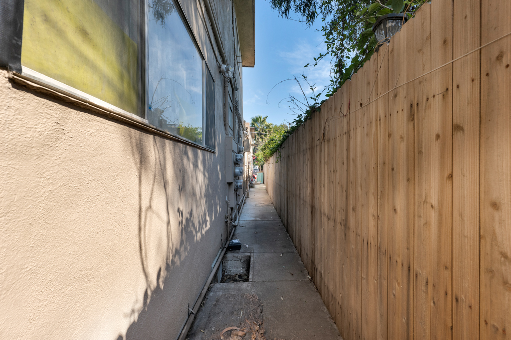 4316  Edenhurst Ave, Los Angeles, California 90039