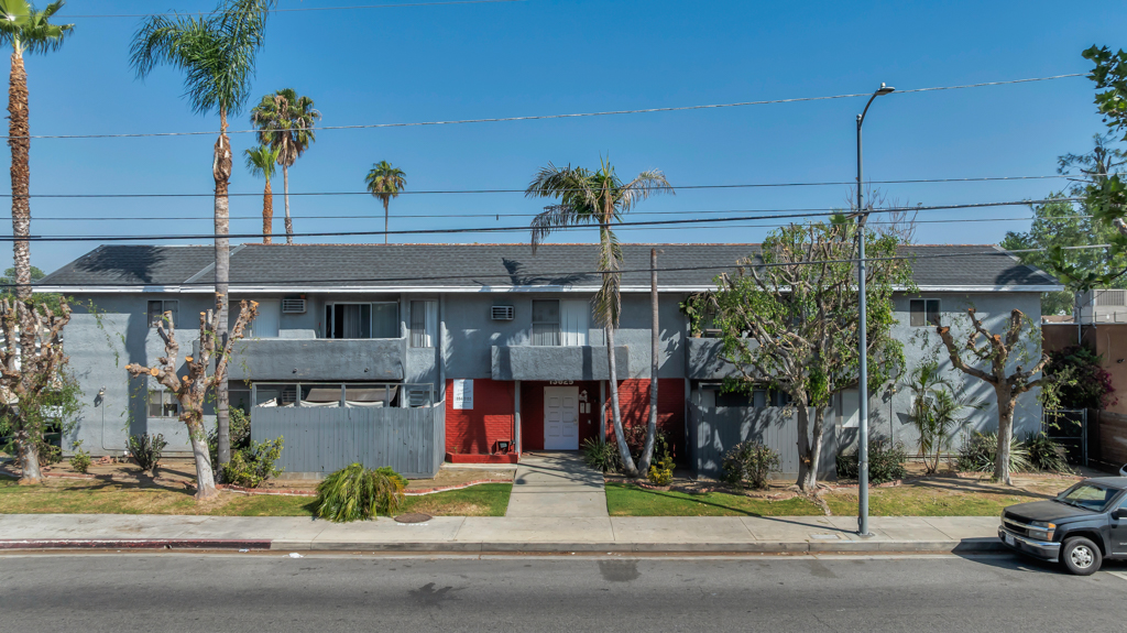 13825 Vanowen St, Van Nuys, California 91405