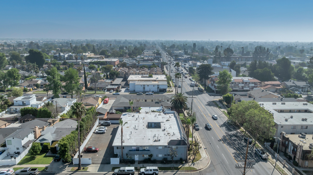 13825 Vanowen St, Van Nuys, California 91405