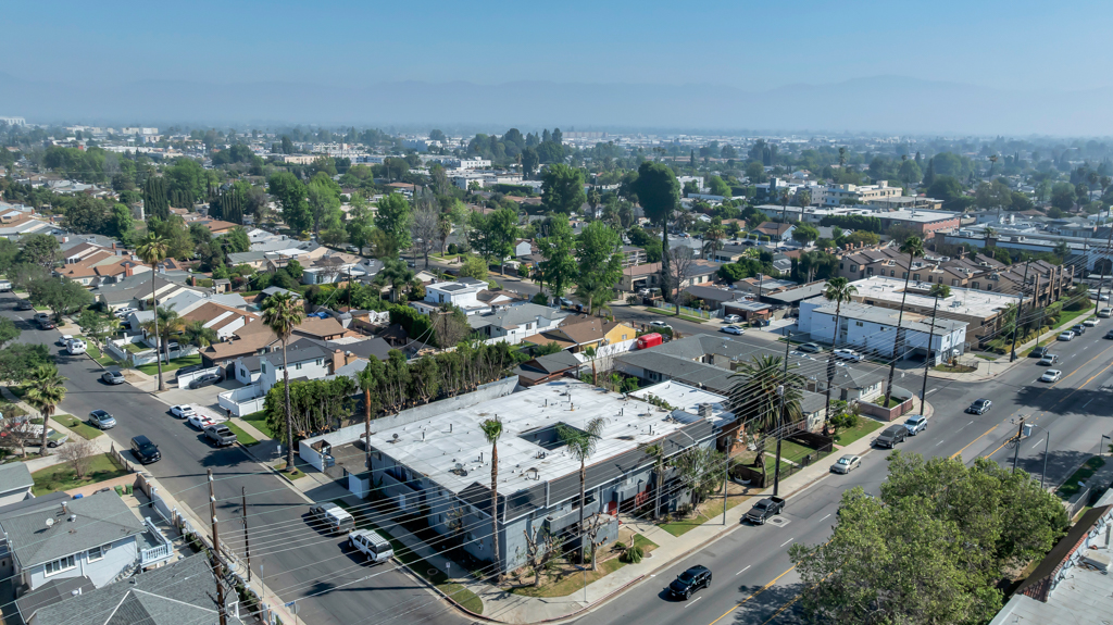 13825 Vanowen St, Van Nuys, California 91405