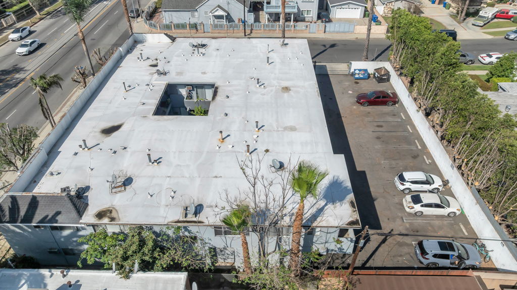 13825 Vanowen St, Van Nuys, California 91405