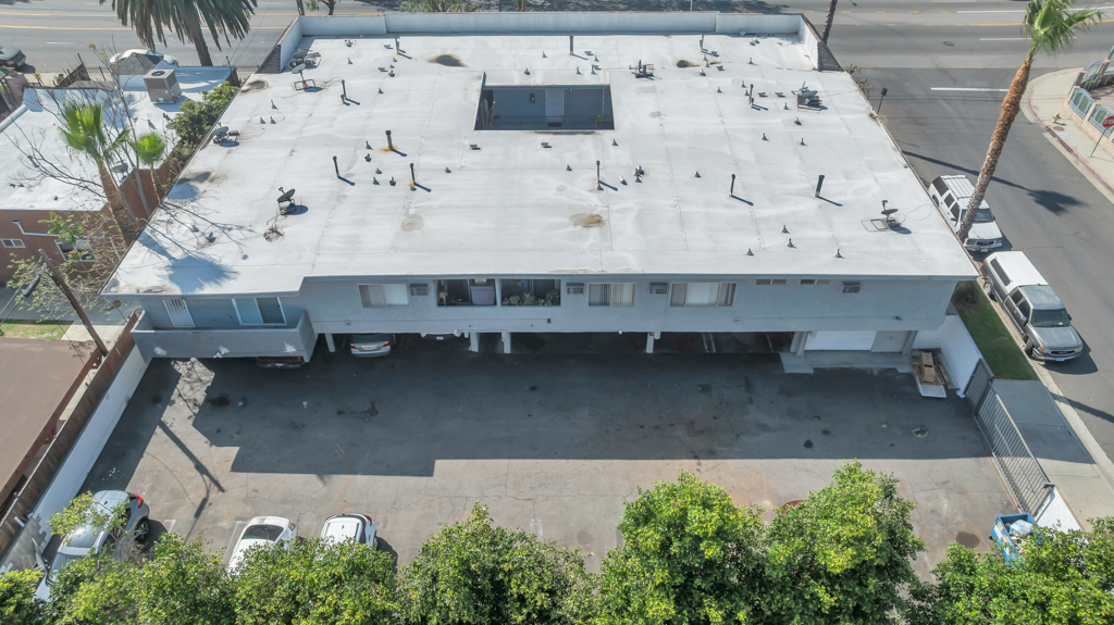 13825 Vanowen St, Van Nuys, California 91405