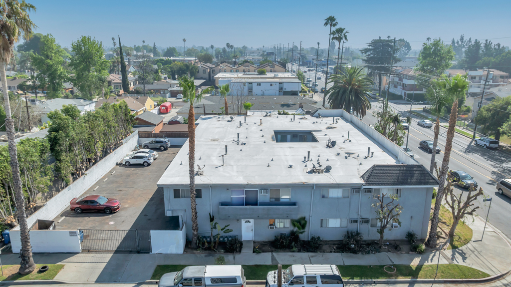 13825 Vanowen St, Van Nuys, California 91405