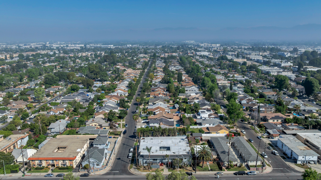 13825 Vanowen St, Van Nuys, California 91405