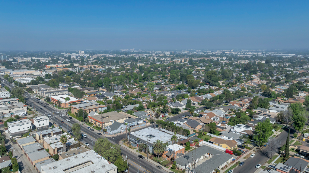 13825 Vanowen St, Van Nuys, California 91405