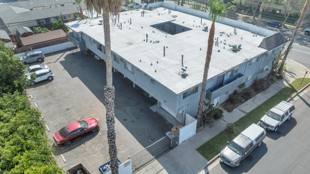 13825 Vanowen St, Van Nuys, California 91405