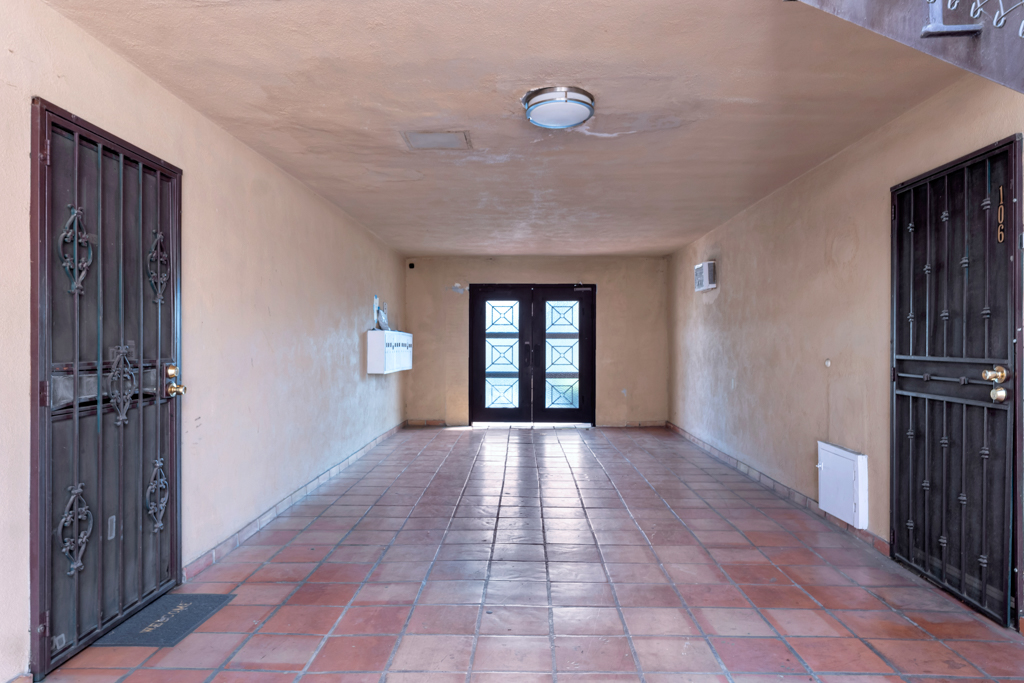 729 Raleigh St, Glendale, California 91205