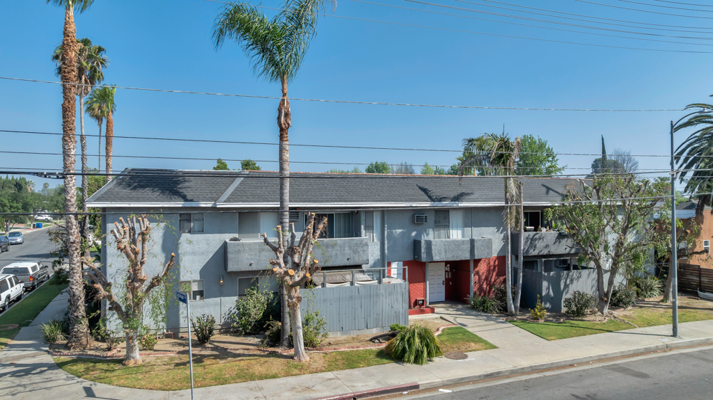 13825 Vanowen St, Van Nuys, California 91405