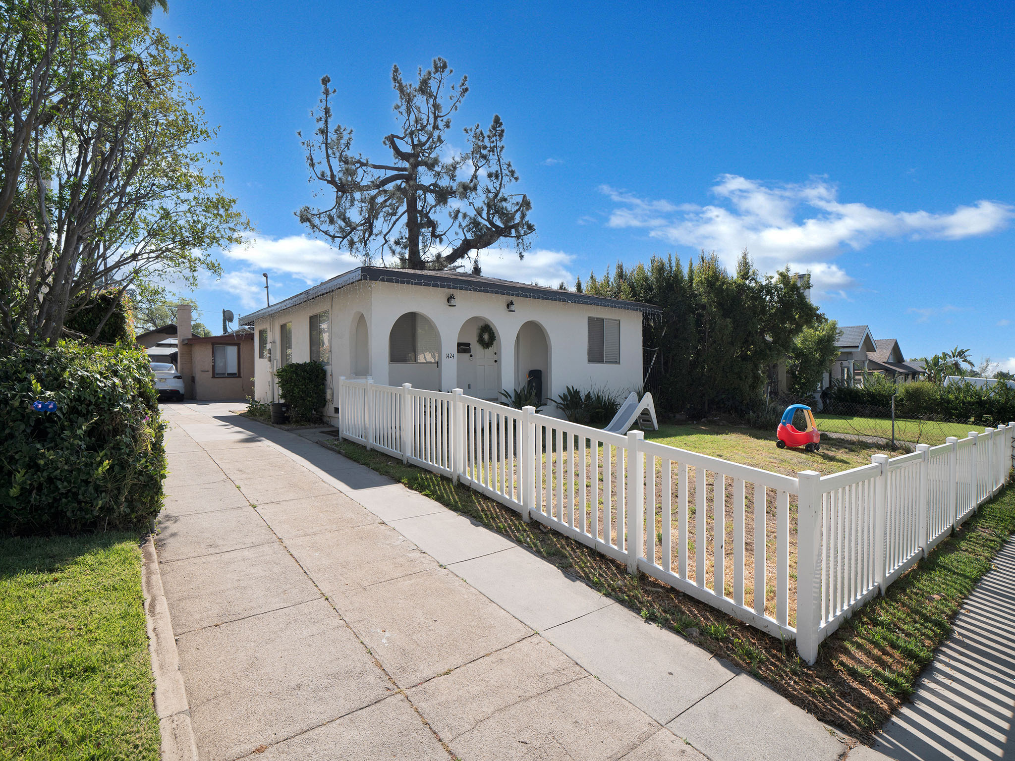 1428  N Hill Ave, Pasadena, California 91104