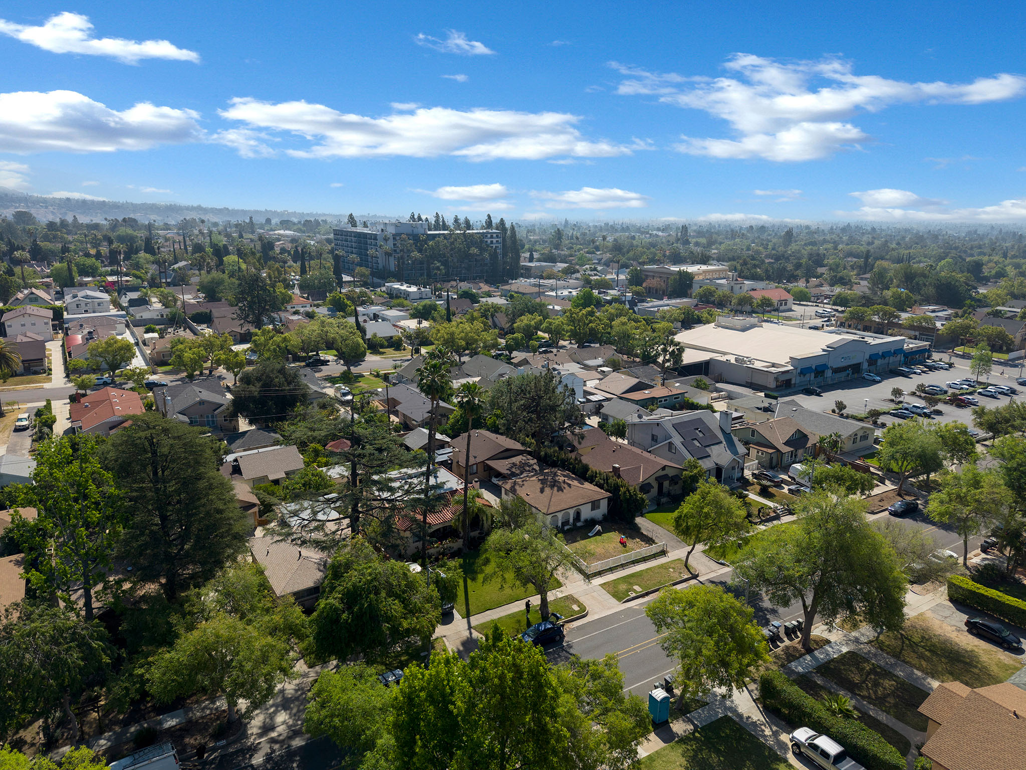 1428  N Hill Ave, Pasadena, California 91104