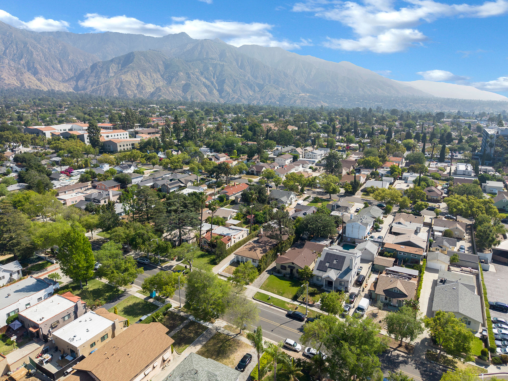 1428  N Hill Ave, Pasadena, California 91104