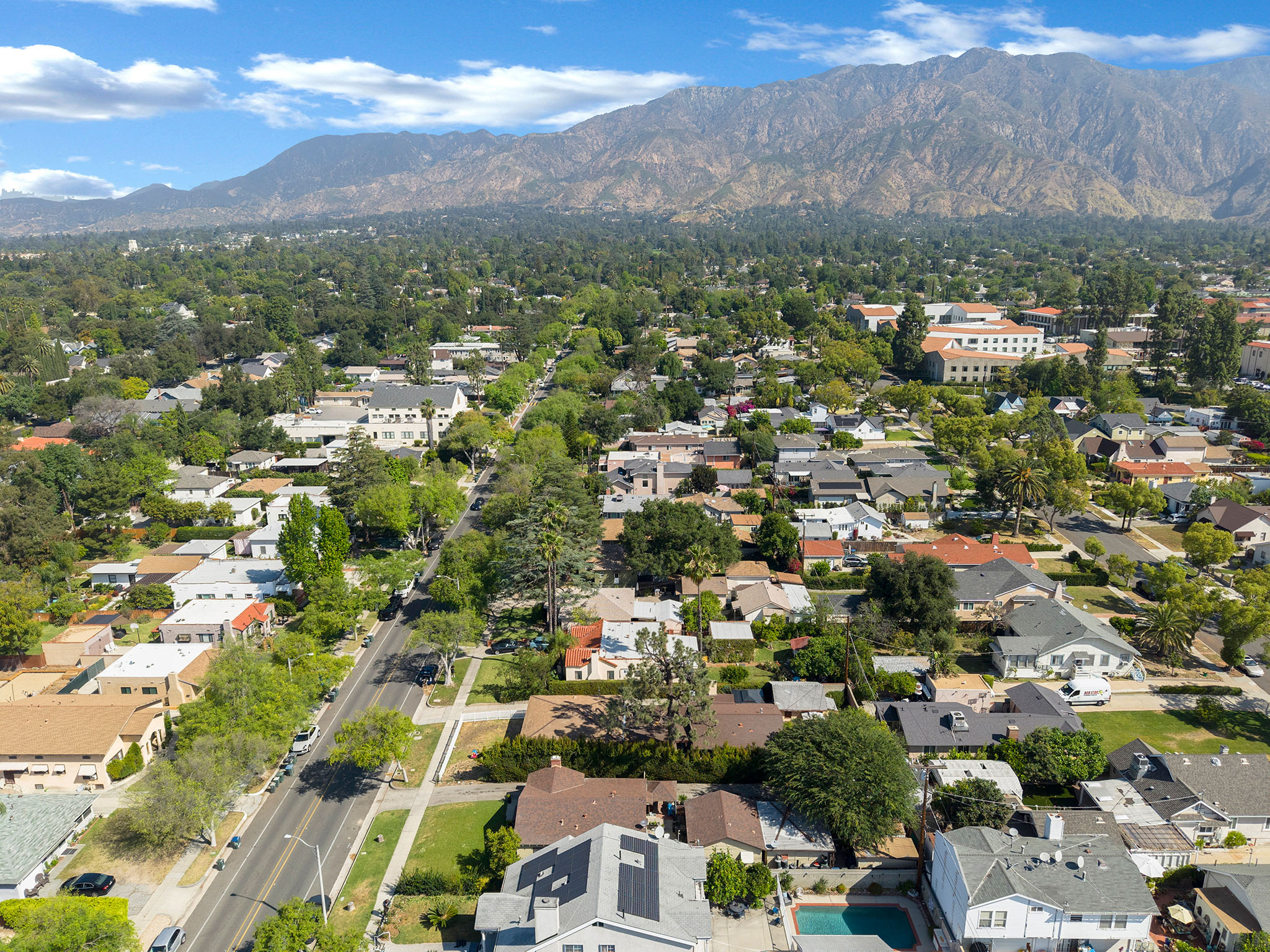 1428  N Hill Ave, Pasadena, California 91104