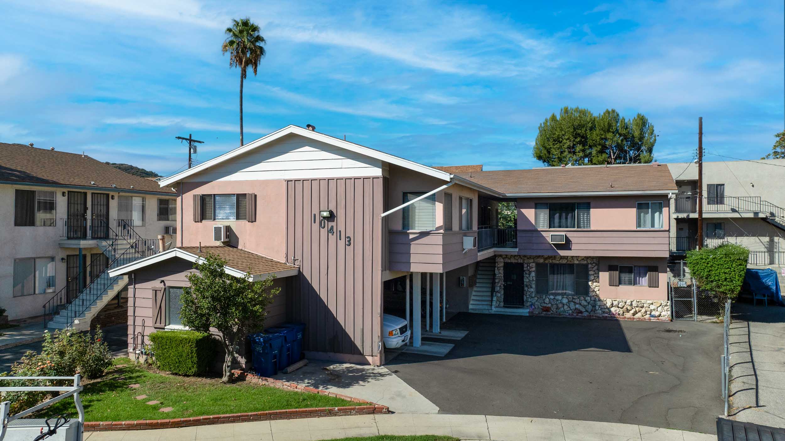 10413  Parr Avenue , Sunland , California 91040